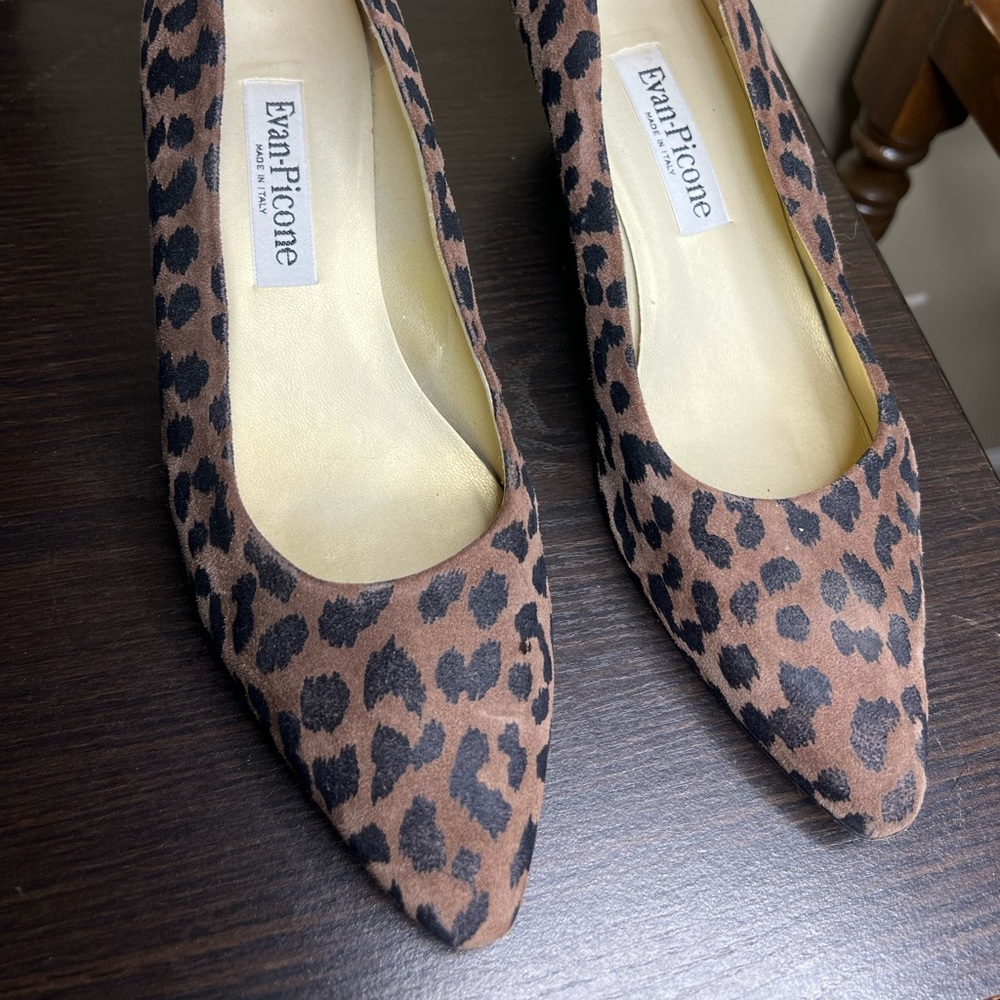 Chic Short heel leopard print shoes